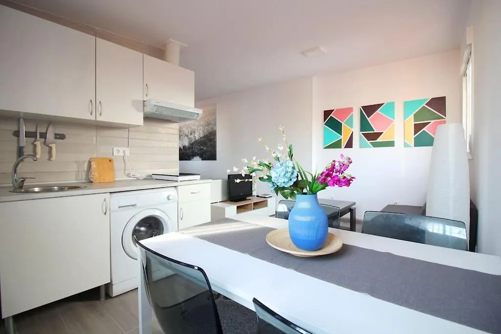 Suite Puerta Osario Con Terraza Σεβίλλη 0*,